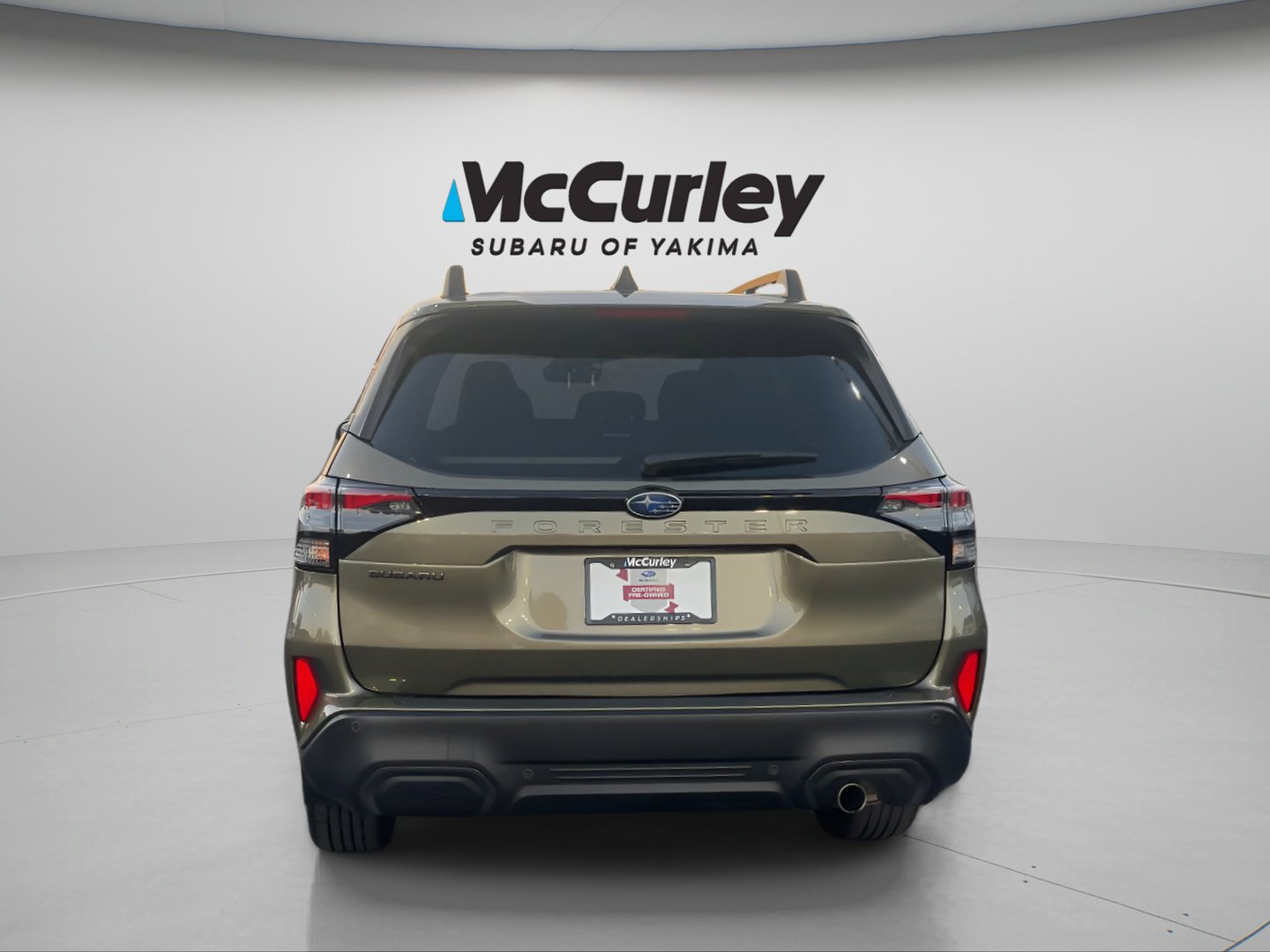 Used 2025 Subaru Forester Limited image 4