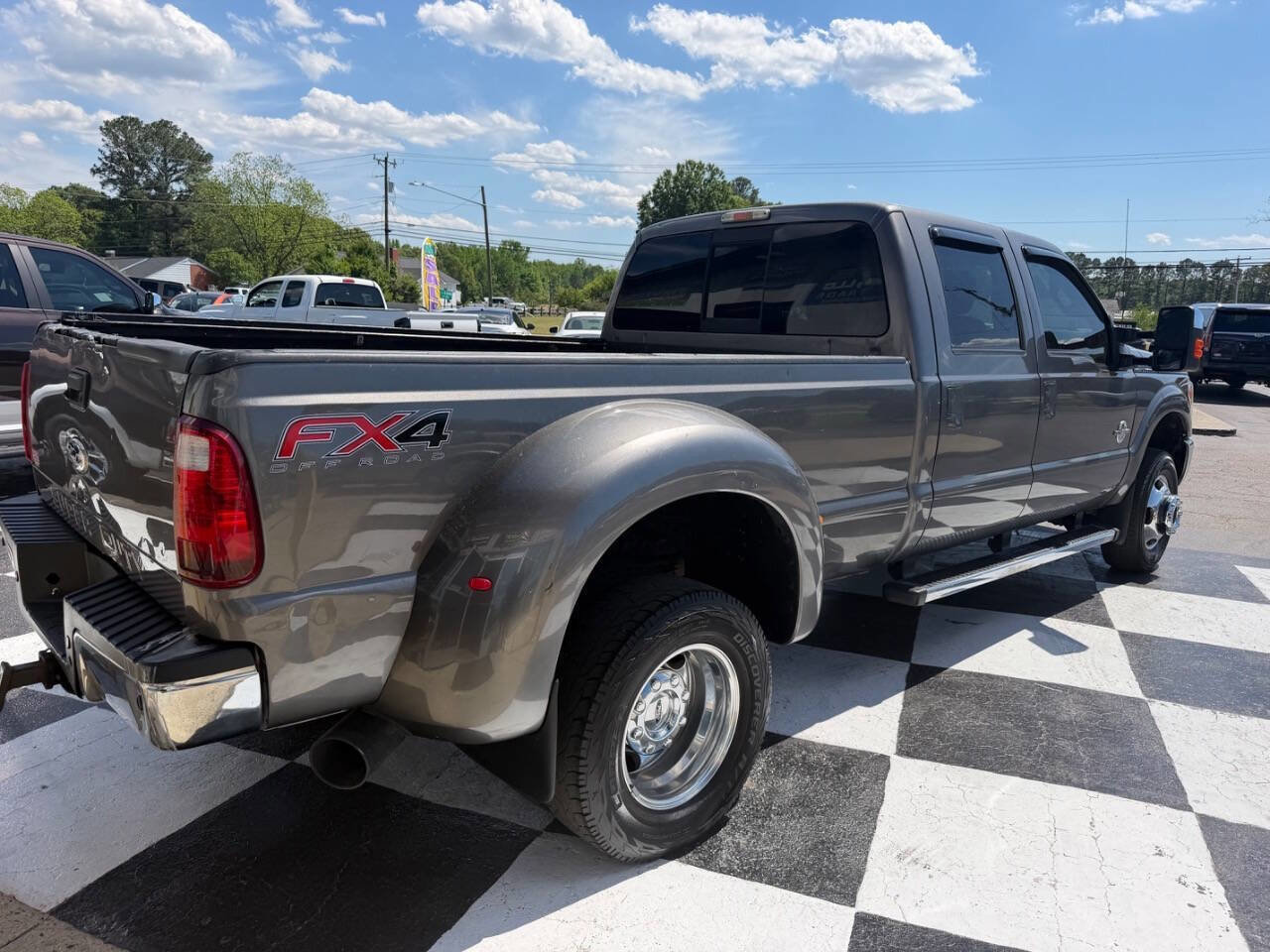 Used 2012 Ford F350 Lariat w/ Lariat Ultimate Pkg AWD/4WD image 7