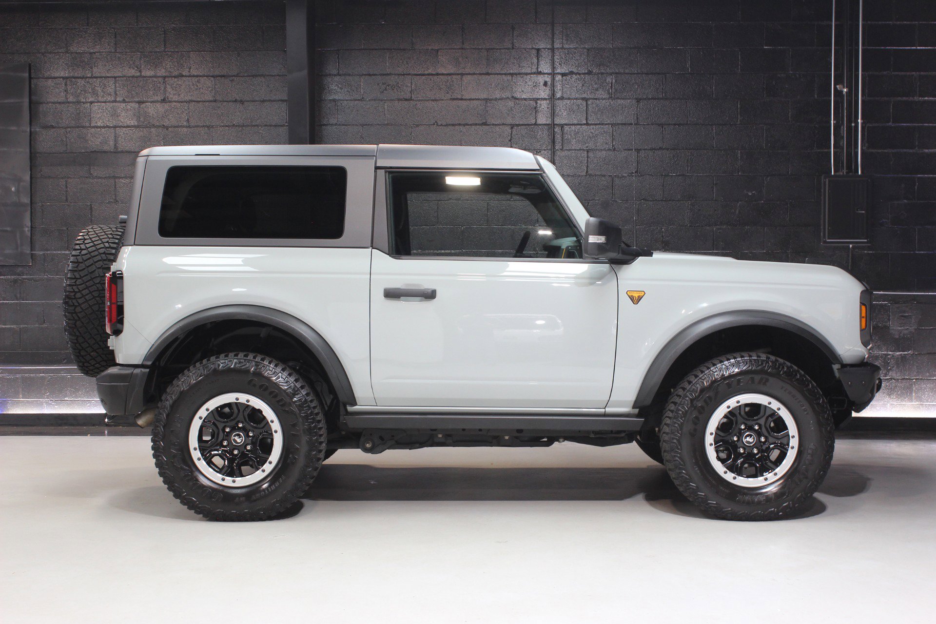 Used 2022 Ford Bronco Badlands image 18