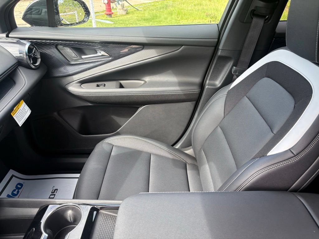 New 2026 Chevrolet Blazer EV LT FWD image 17