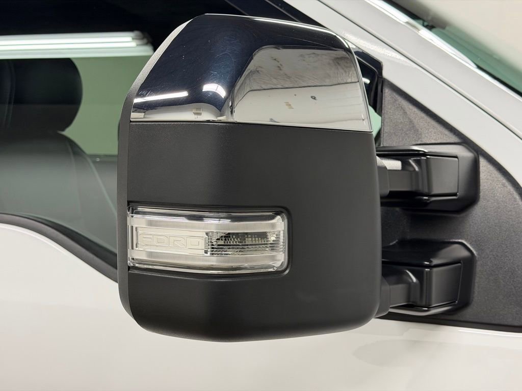 Used 2021 Ford F250 Lariat w/ Chrome Package image 18