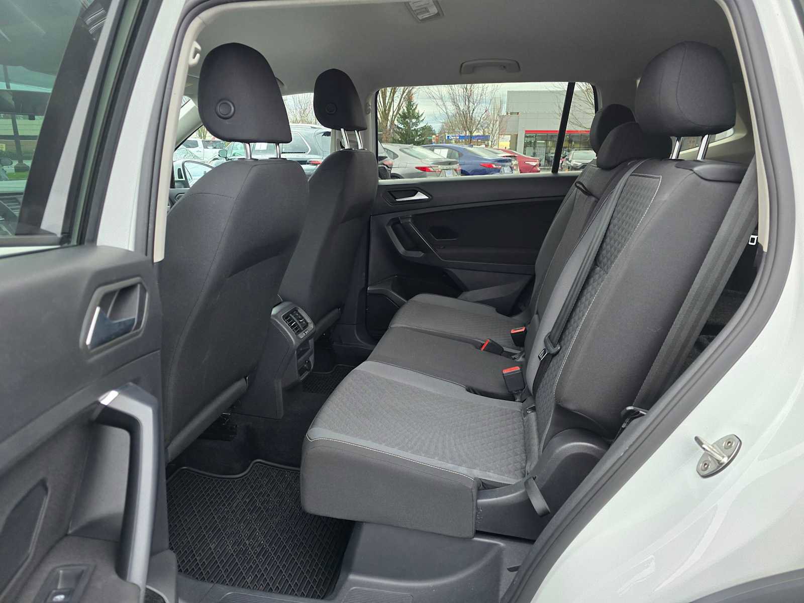 Used 2021 Volkswagen Tiguan S image 16