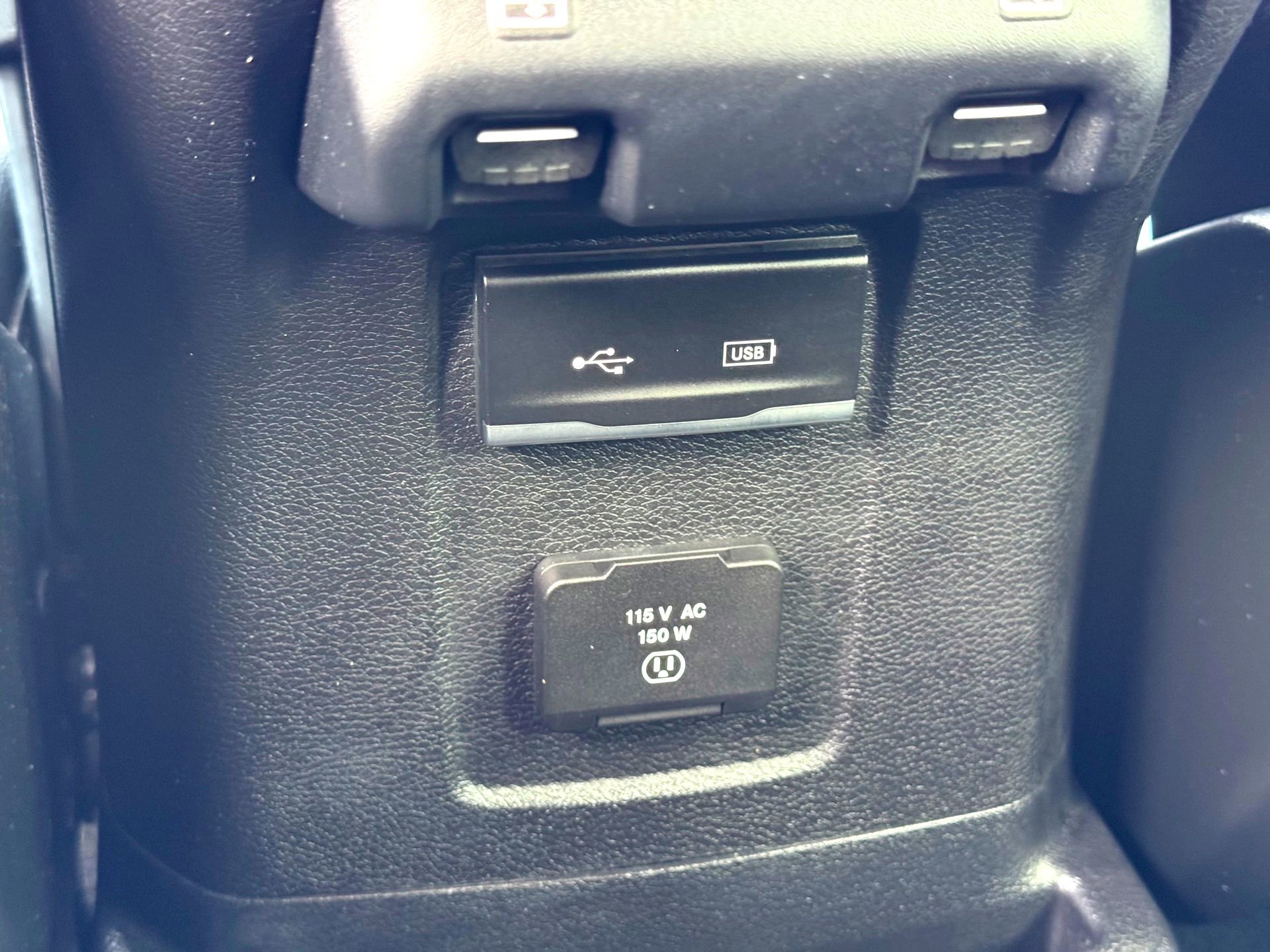 Used 2018 Jeep Wrangler Unlimited Rubicon image 19