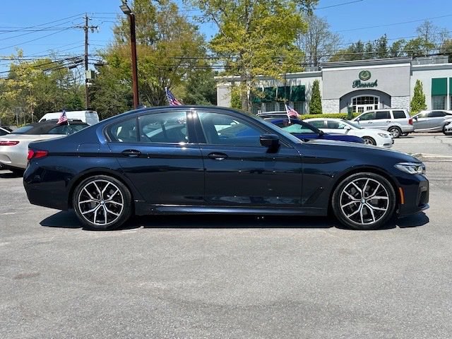 Used 2023 BMW 530i xDrive w/ M Sport Package AWD/4WD image 4