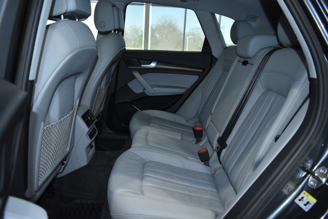Used 2023 Audi Q5 2.0T Premium w/ Convenience Package image 29