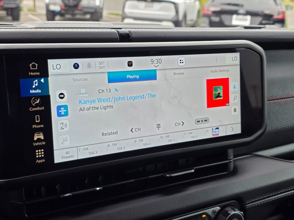 Used 2025 Jeep Wrangler Rubicon image 30