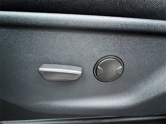 New 2025 Ford F150 Lightning XLT image 12