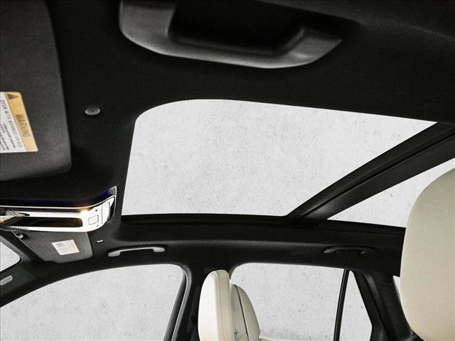 New 2026 Mercedes-Benz GLC 350e 4MATIC image 17