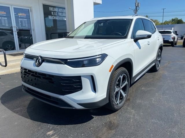 New 2025 Volkswagen Tiguan SE image 6