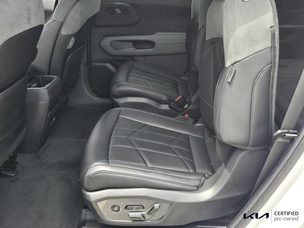 Certified 2027 Kia Telluride X-Line SX Prestige w/ Executive Package AWD/4WD image 11