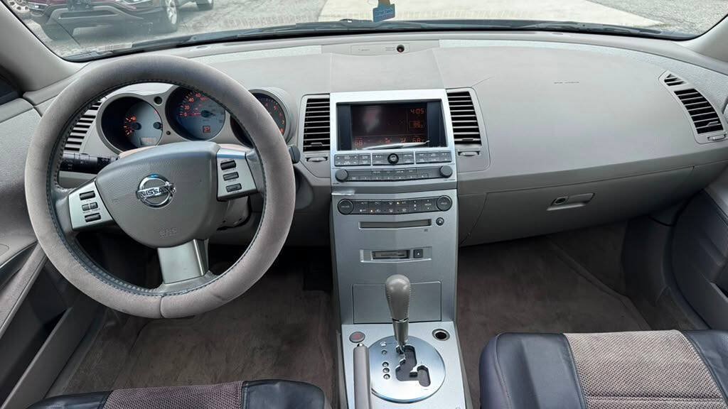 Used 2005 Nissan Maxima 3.5 SE FWD image 16