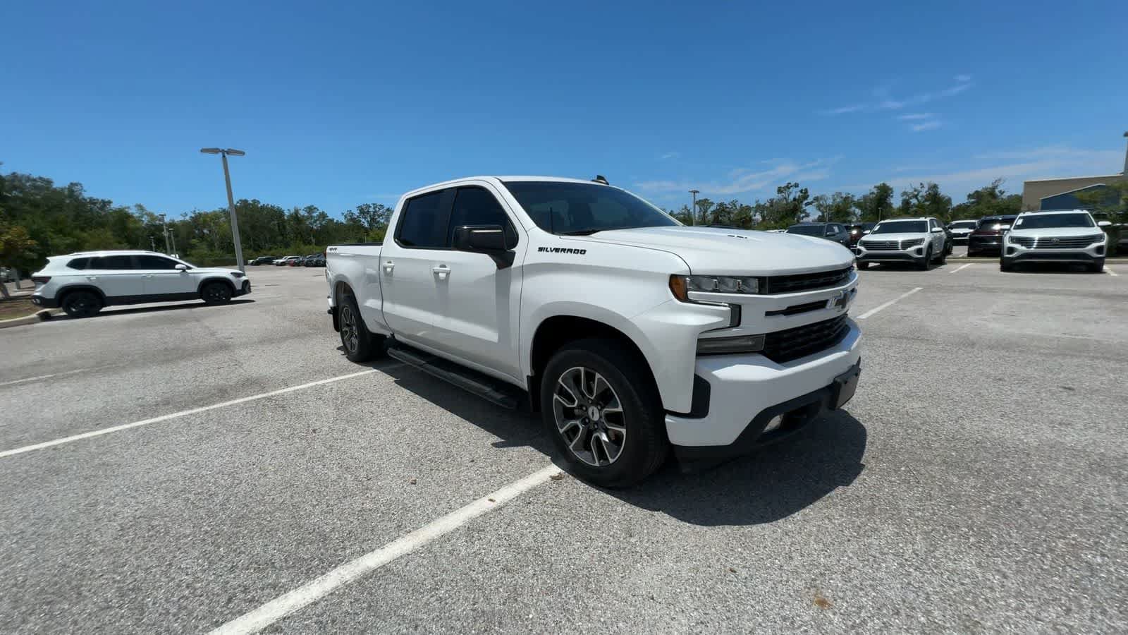 Used 2022 Chevrolet Silverado 1500 RST AWD/4WD image 2