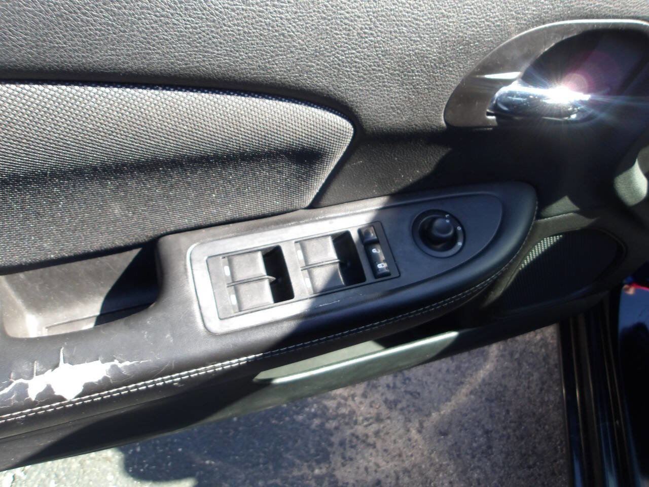 Used 2014 Dodge Avenger SE image 8