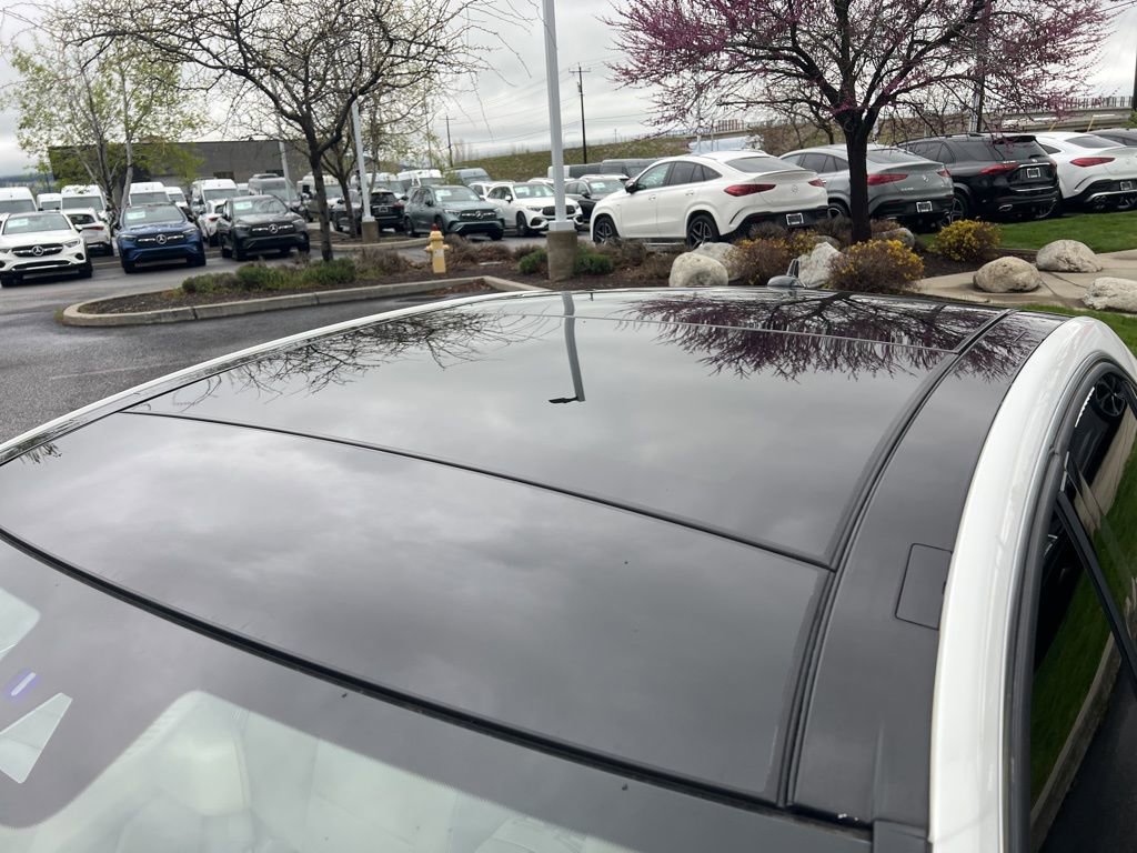 Used 2015 Mercedes-Benz E 350 4MATIC Sedan image 14