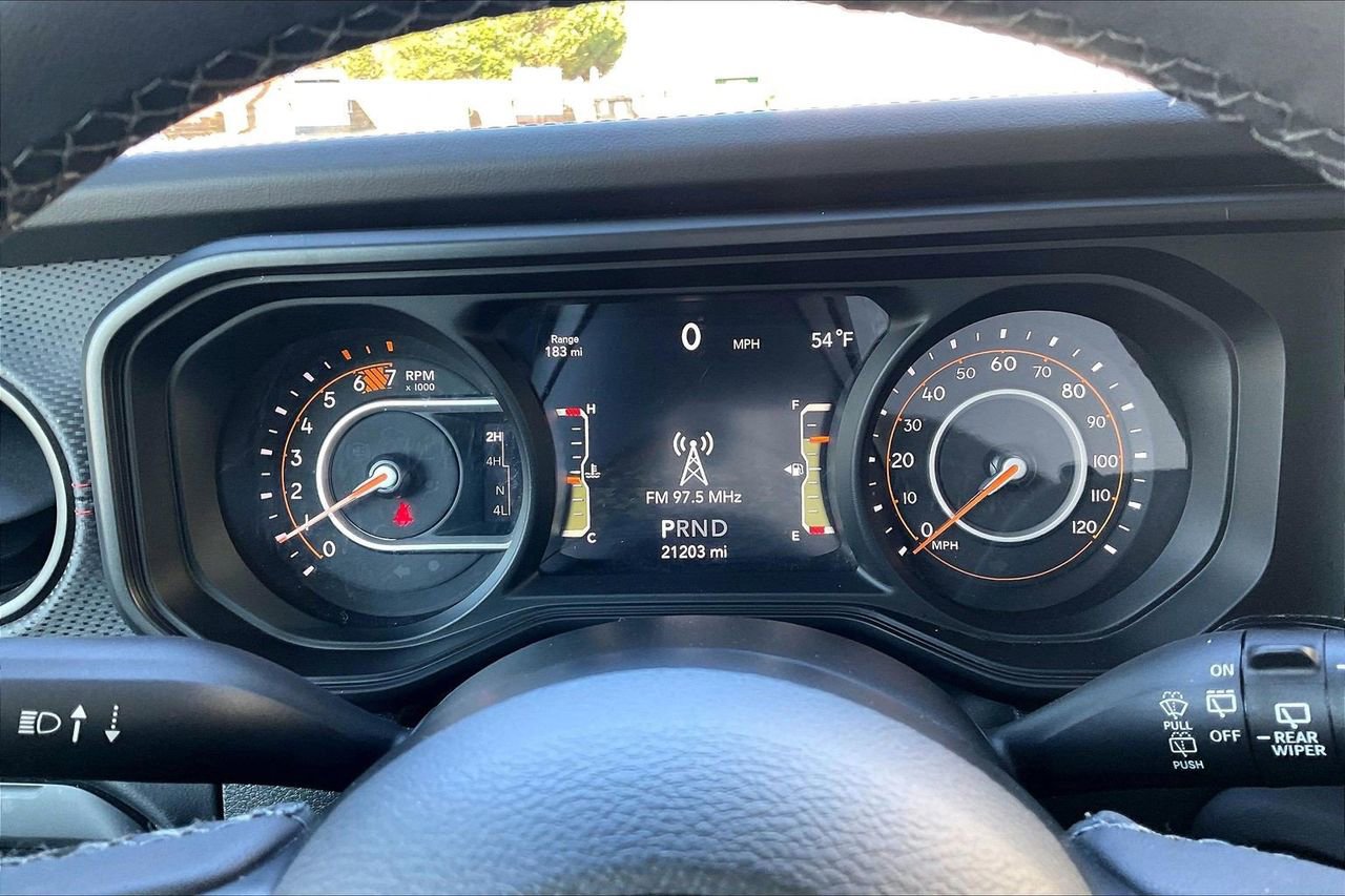 Certified 2025 Jeep Wrangler Unlimited Rubicon image 11