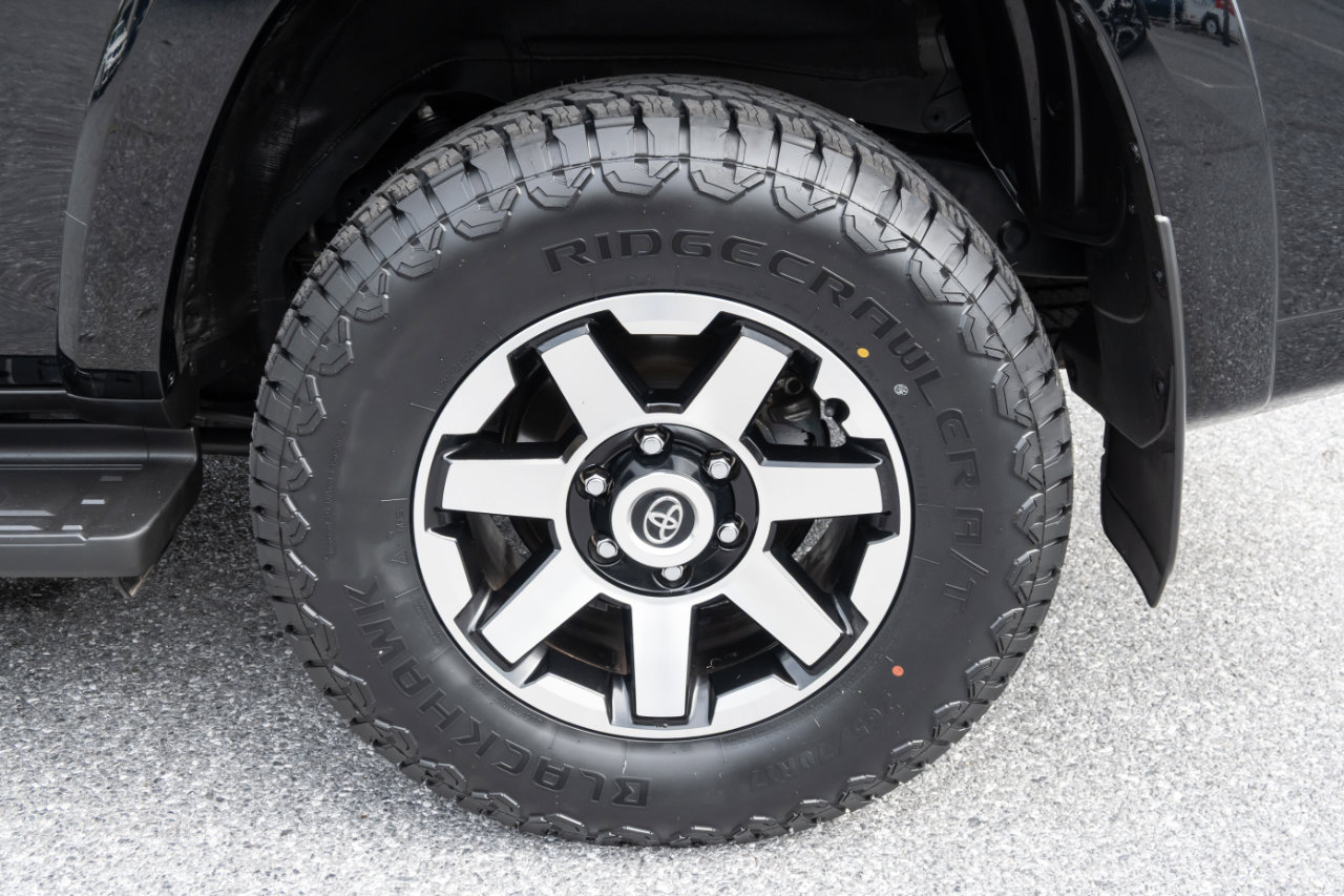 Used 2024 Toyota 4Runner TRD Off-Road image 15