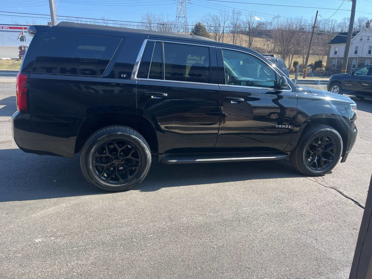Used 2017 Chevrolet Tahoe LT image 5