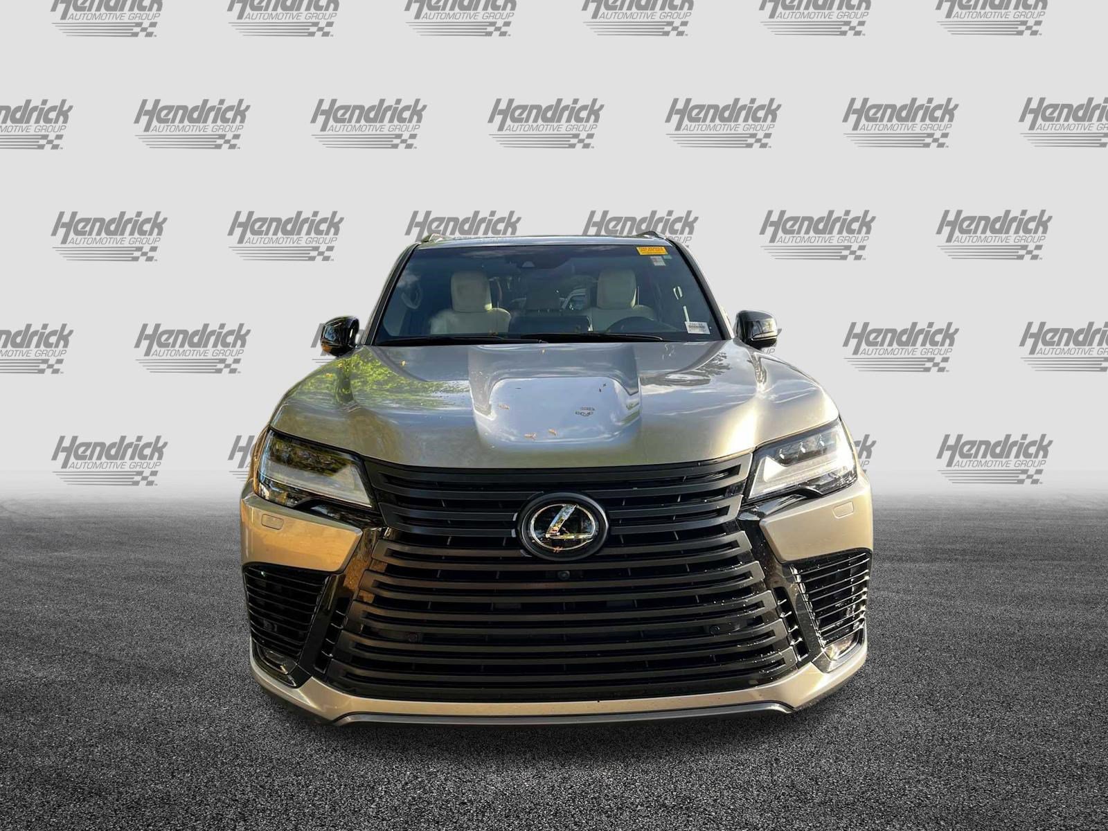 Used 2022 Lexus LX 600 4WD w/ Appearance Package image 3