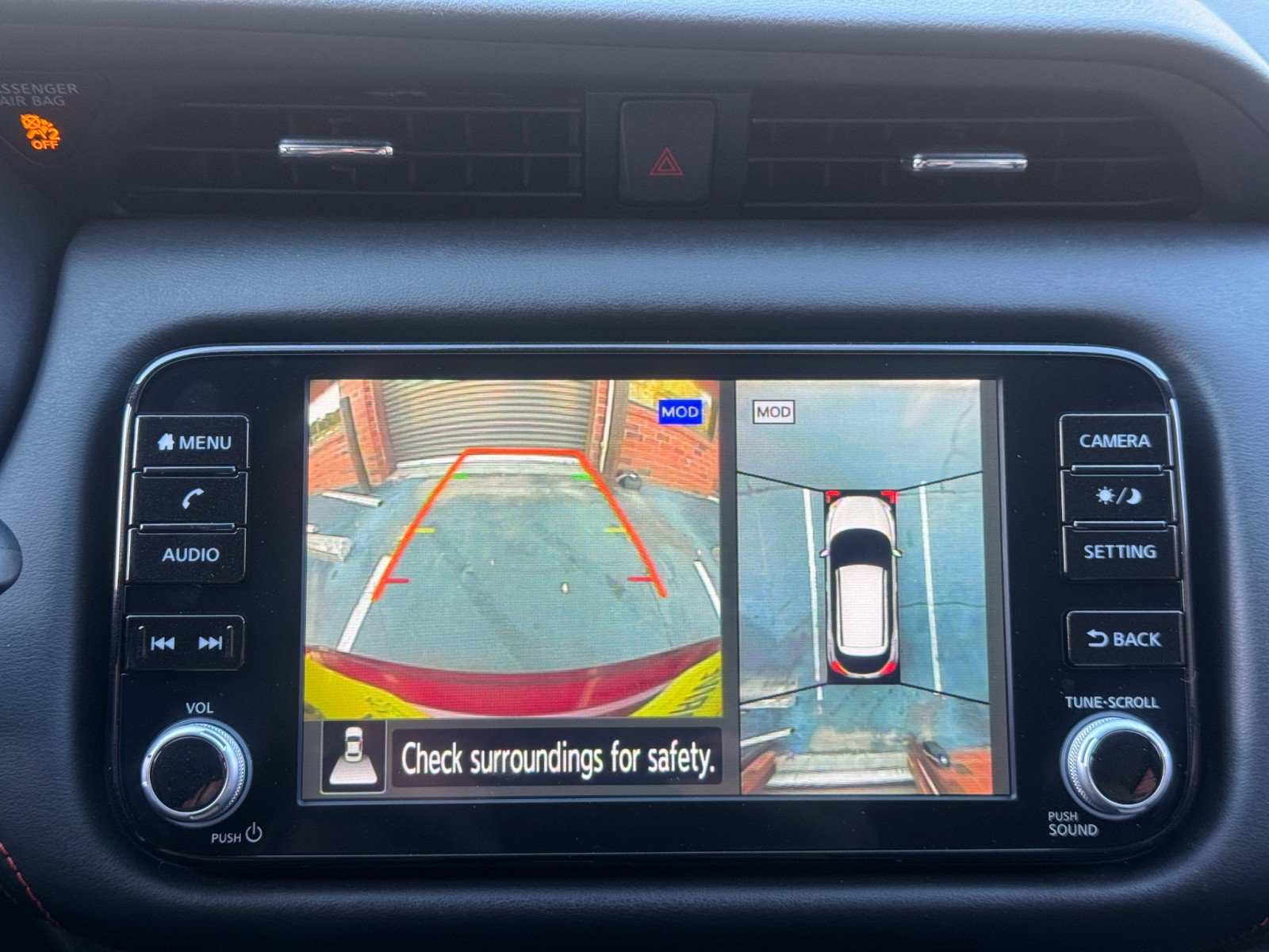 Used 2023 Nissan Kicks SR w/ SR Premium Package FWD image 23