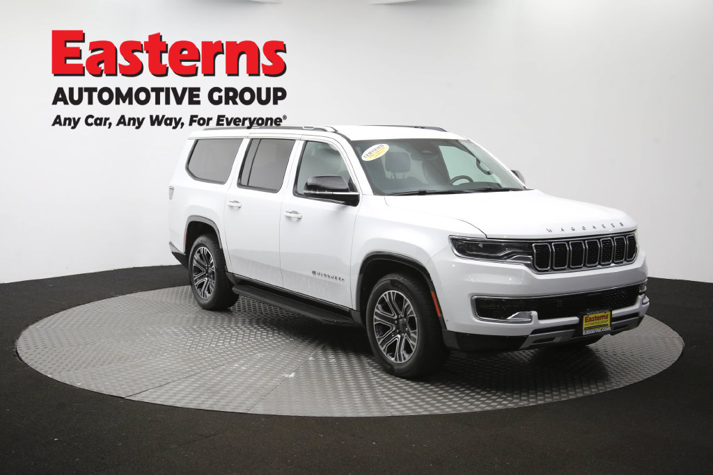 Used 2024 Jeep Wagoneer L Series II w/ Flexible Seating Group AWD/4WD image 58