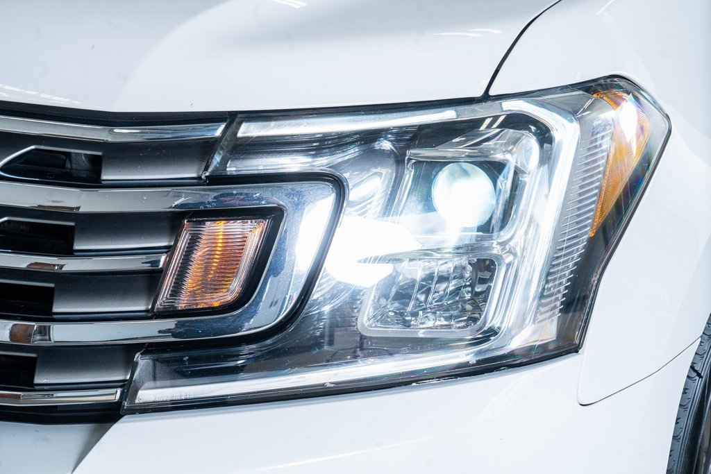 Used 2020 Ford Expedition Max Limited w/ Equipment Group 301A image 13