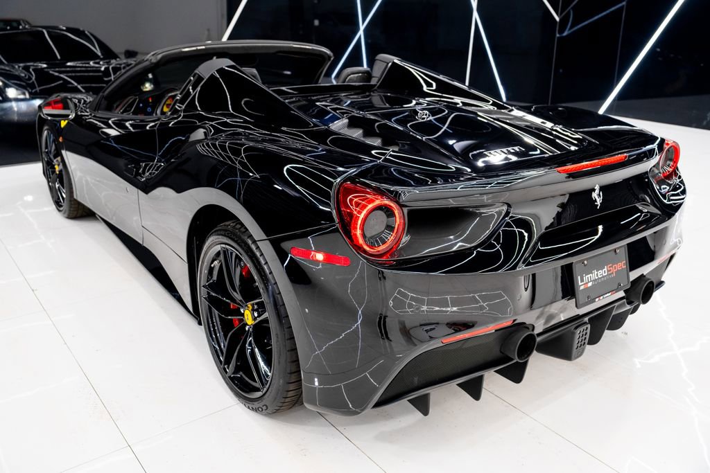 Used 2019 Ferrari 488 Spider image 20