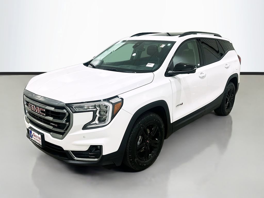 Used 2024 GMC Terrain AT4 w/ Infotainment Package II AWD/4WD image 3