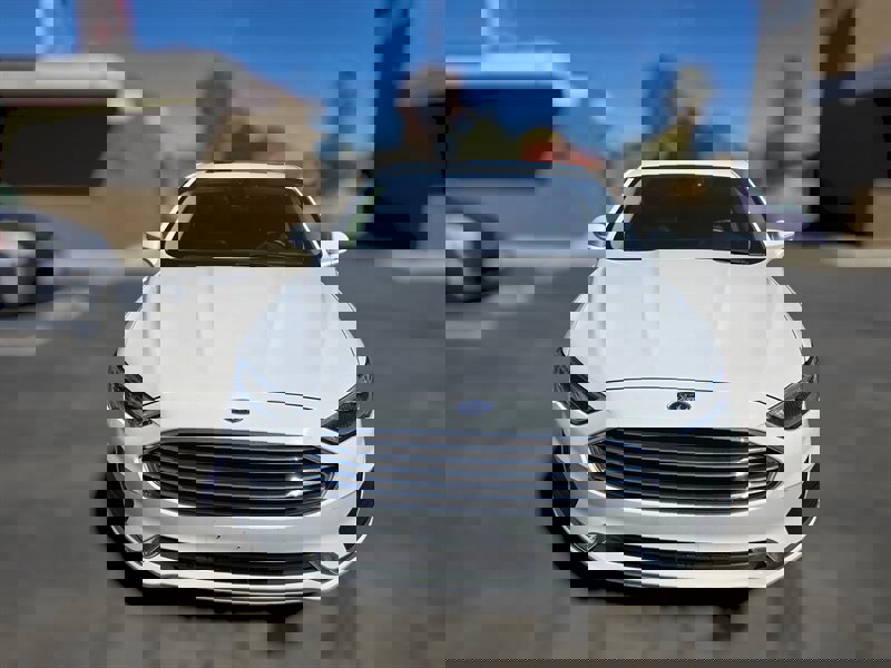 Used 2020 Ford Fusion SEL image 9