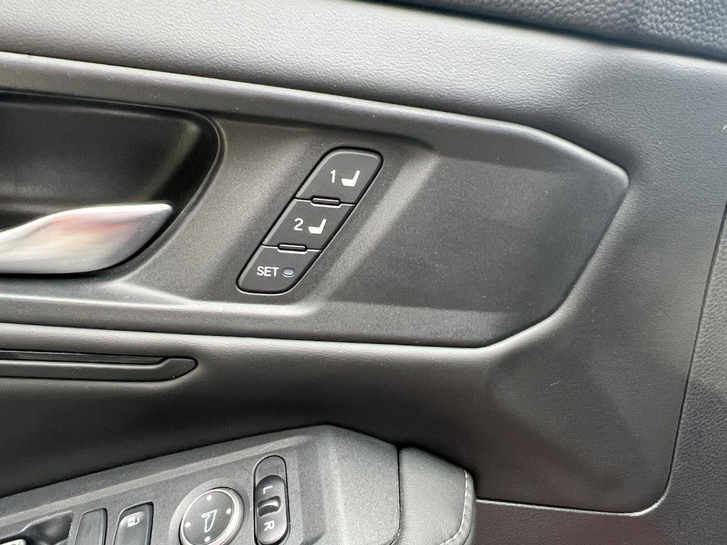 Used 2023 Honda Accord Sport image 17