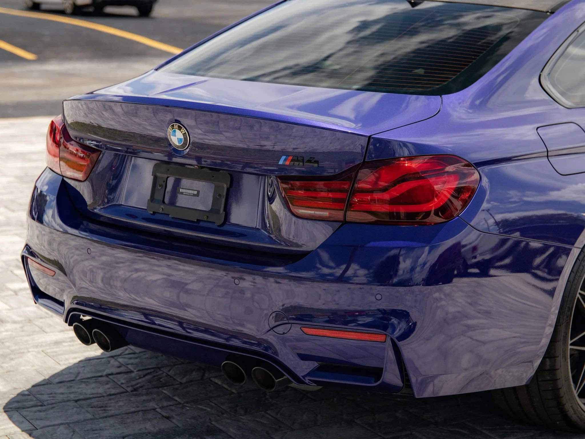 Used 2020 BMW M4 Coupe RWD image 23