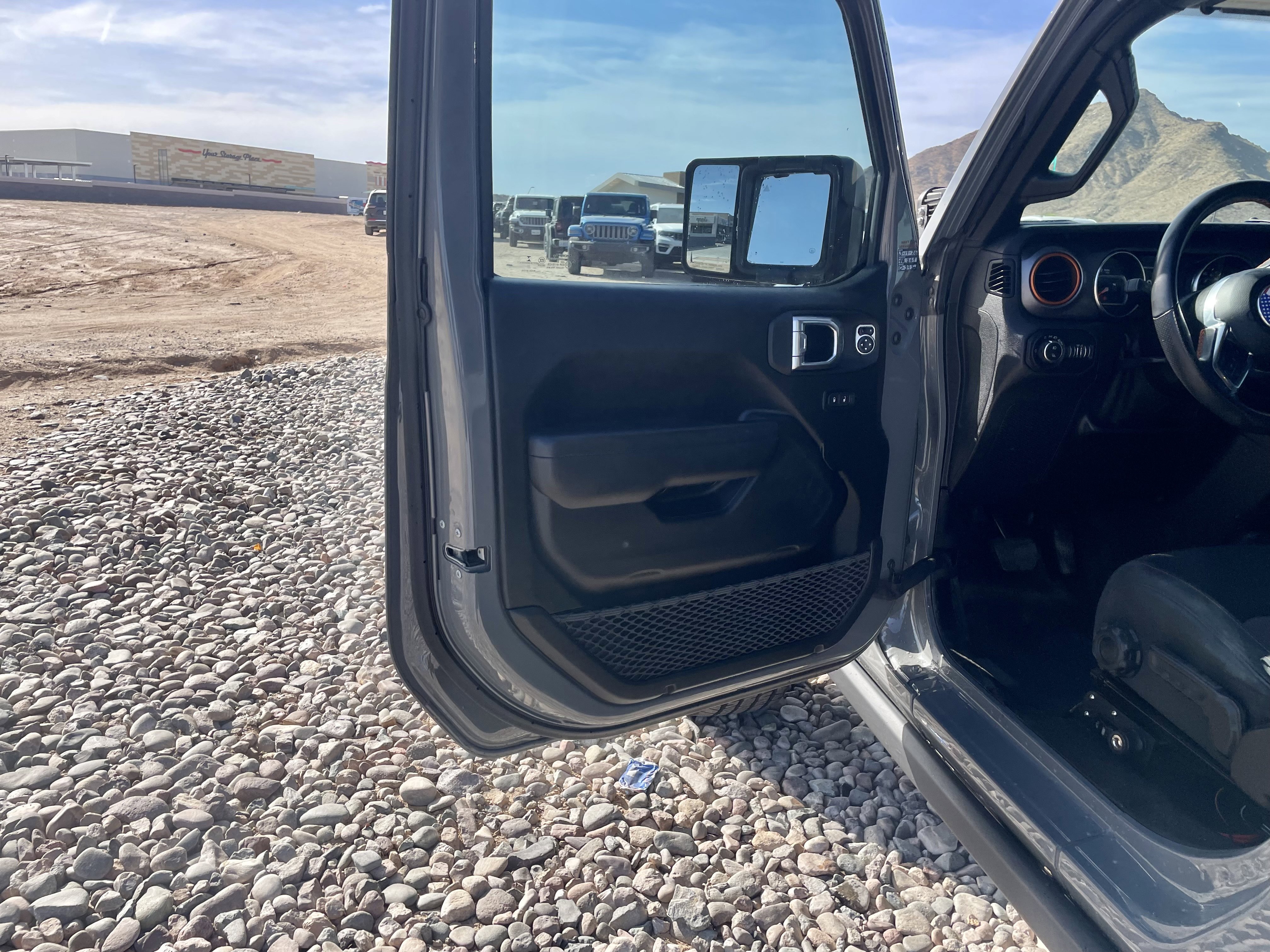 Used 2021 Jeep Gladiator Mojave AWD/4WD image 12