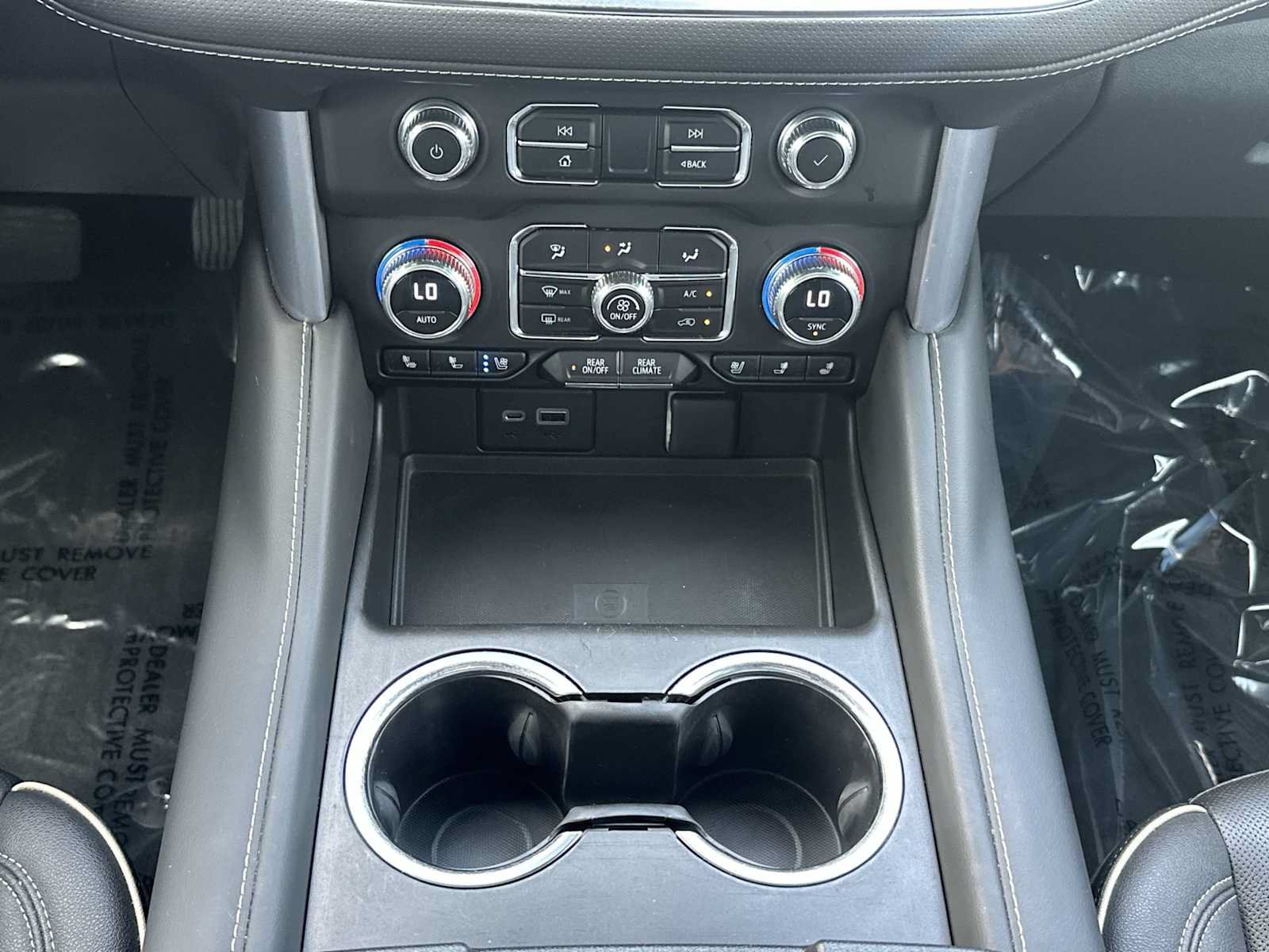 Certified 2023 GMC Yukon SLT AWD/4WD image 30