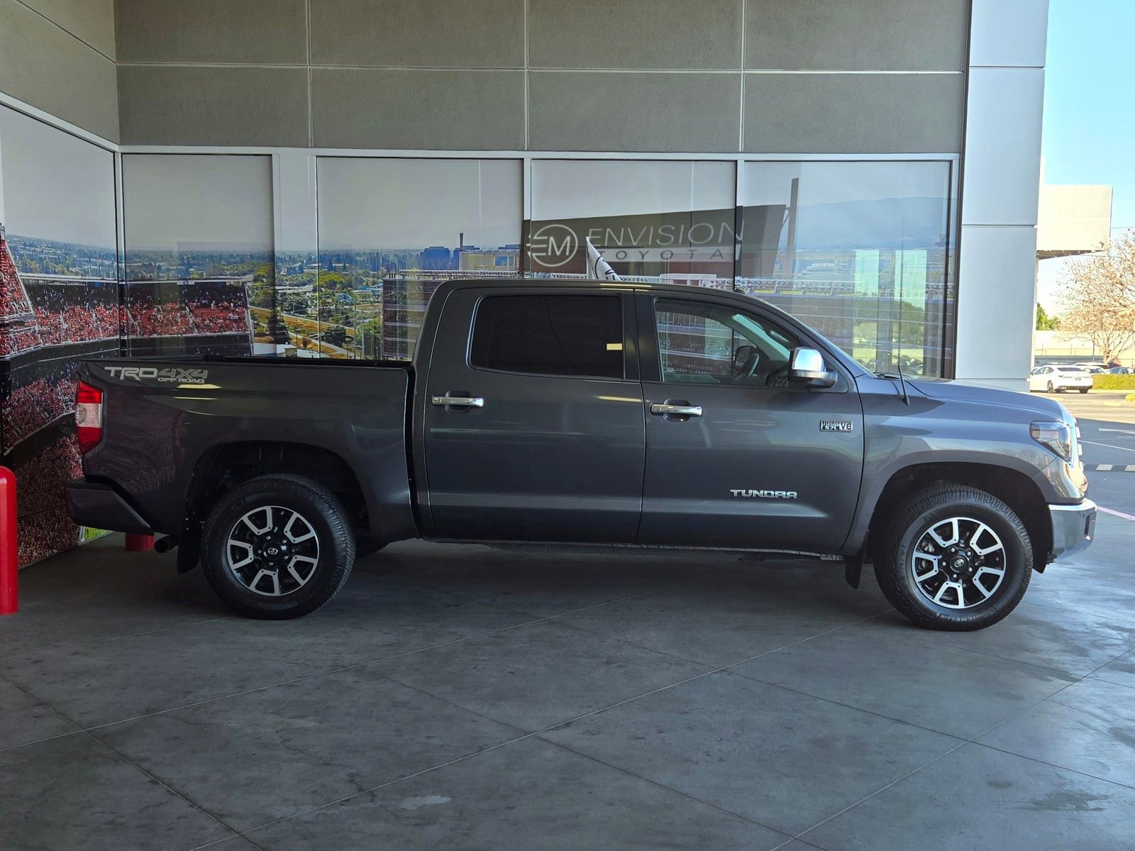 Certified 2019 Toyota Tundra Limited w/ Limited Premium Package image 4