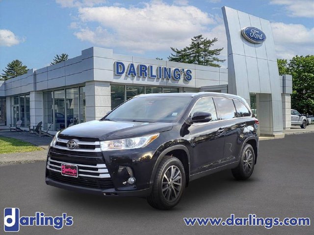 Used 2019 Toyota Highlander XLE w/ Carpet Mat Package (TMS)