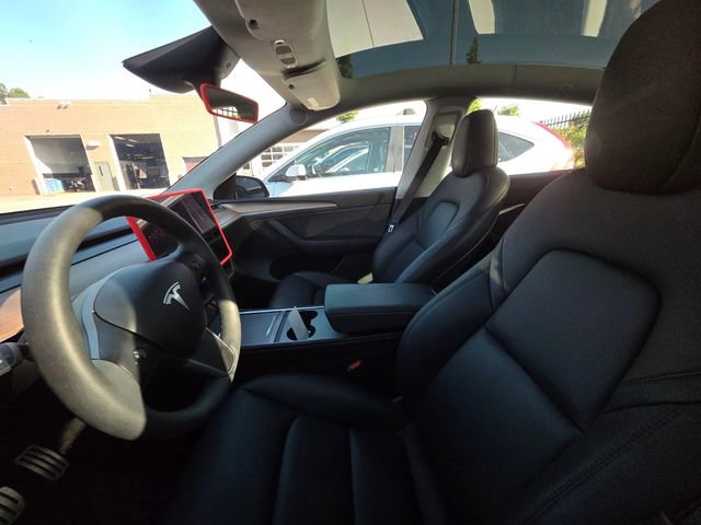 Used 2025 Tesla Model Y Performance AWD/4WD image 8