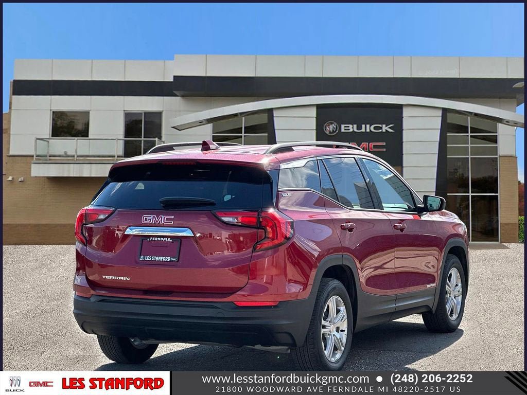 Used 2018 GMC Terrain SLE w/ Driver Convenience Package FWD image 6