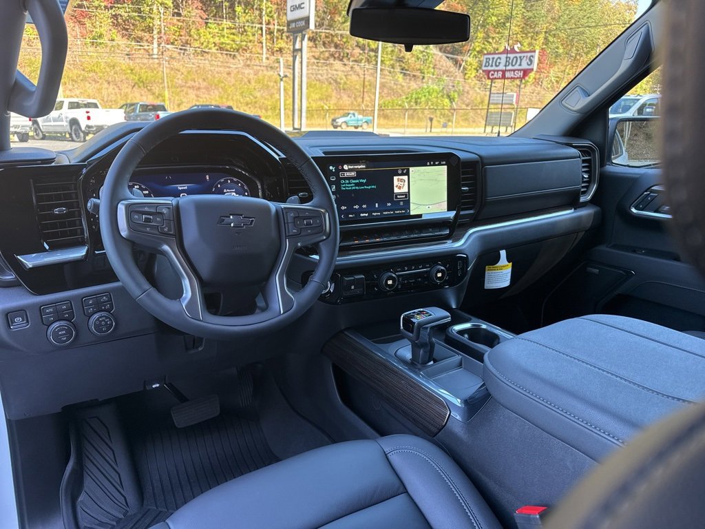 New 2025 Chevrolet Silverado 1500 LT Trail Boss w/ LT Trail Boss Premium Package image 15