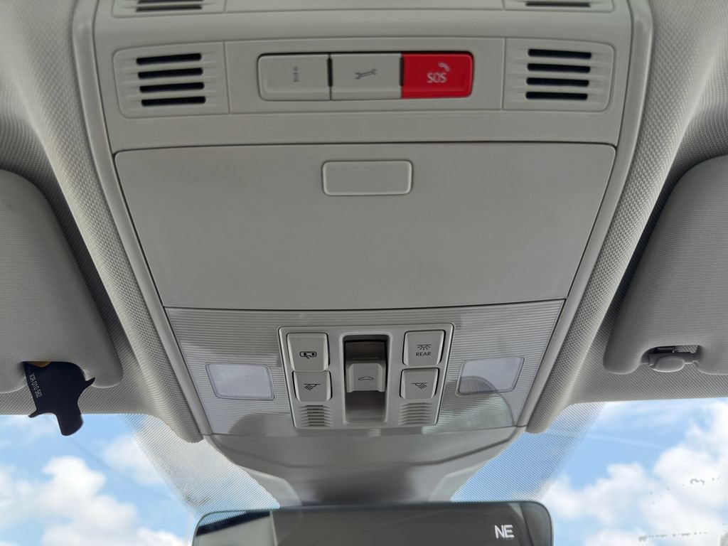 New 2026 Volkswagen Jetta SEL FWD image 18