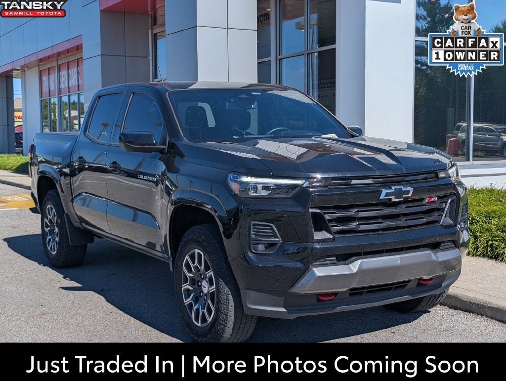 Used 2024 Chevrolet Colorado Z71 w/ Z71 Convenience Package 2
