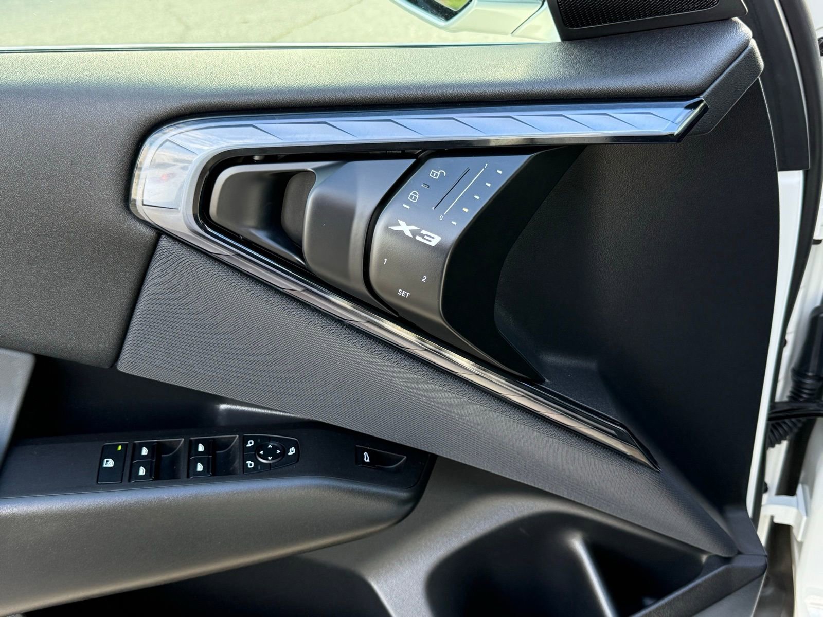 Used 2025 BMW X3 xDrive30i w/ Premium Package image 22