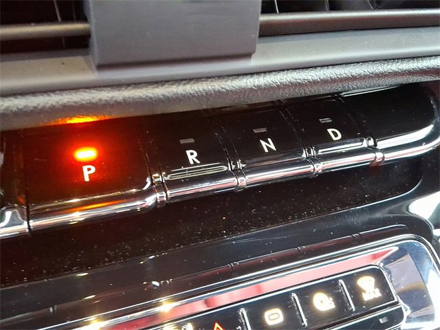 Used 2025 Lincoln Corsair Grand Touring w/ Equipment Group 302A image 15