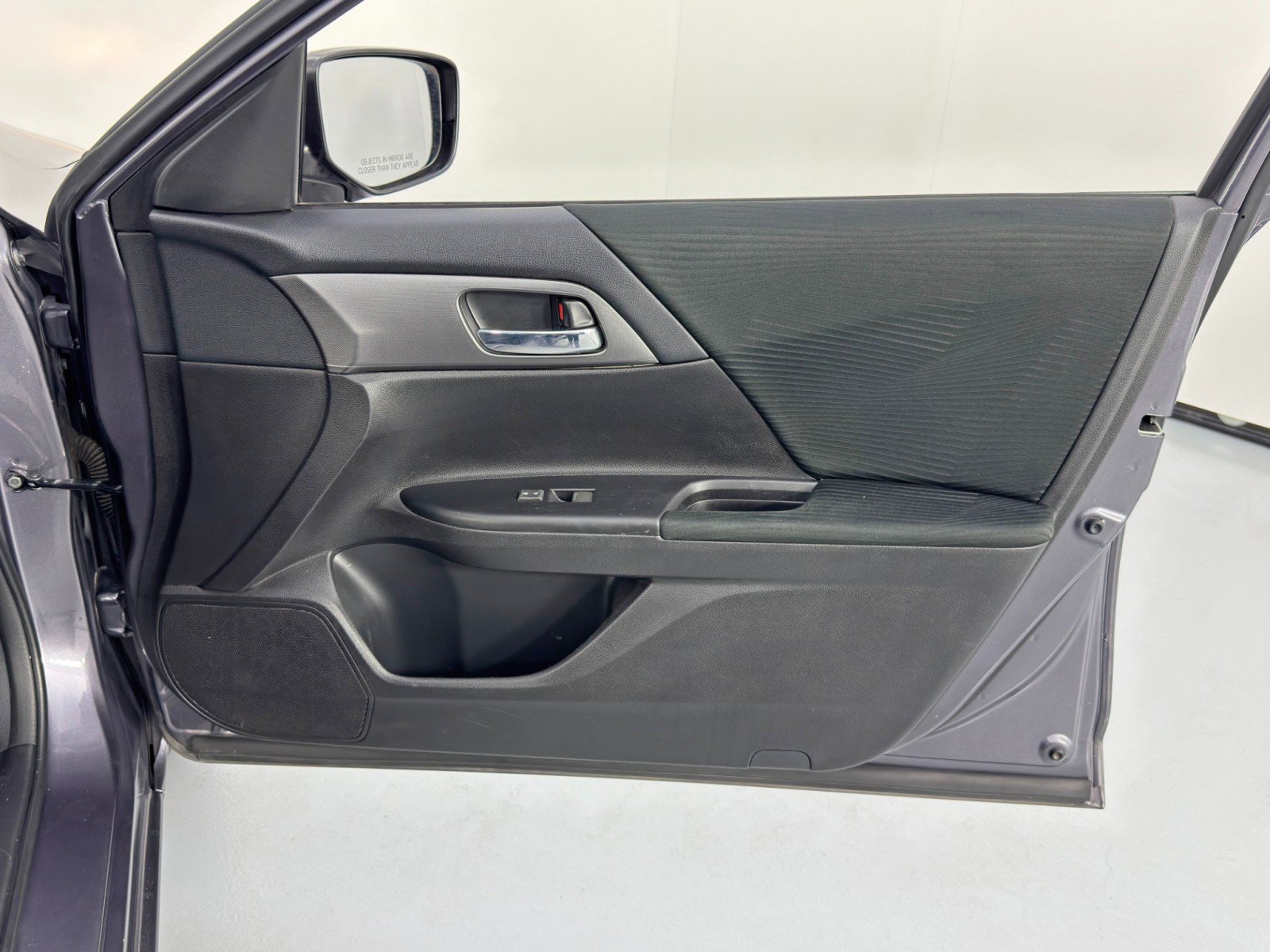 Used 2015 Honda Accord LX image 36