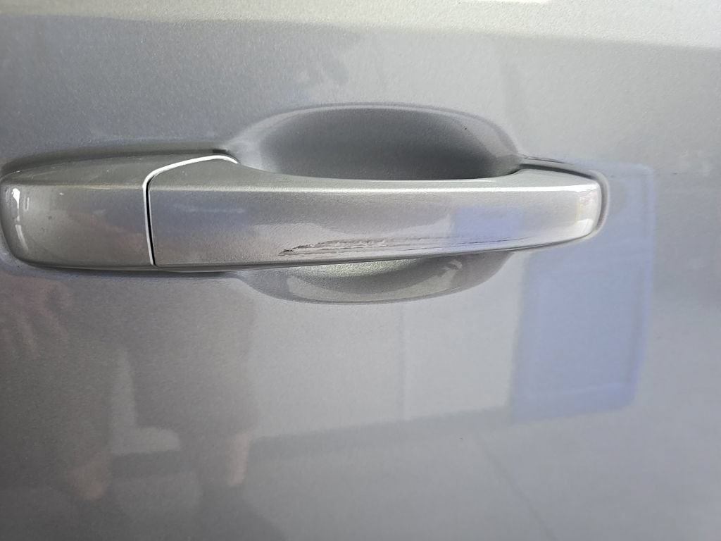 Used 2018 Dodge Grand Caravan SE w/ UConnect Hands-Free Group FWD image 6