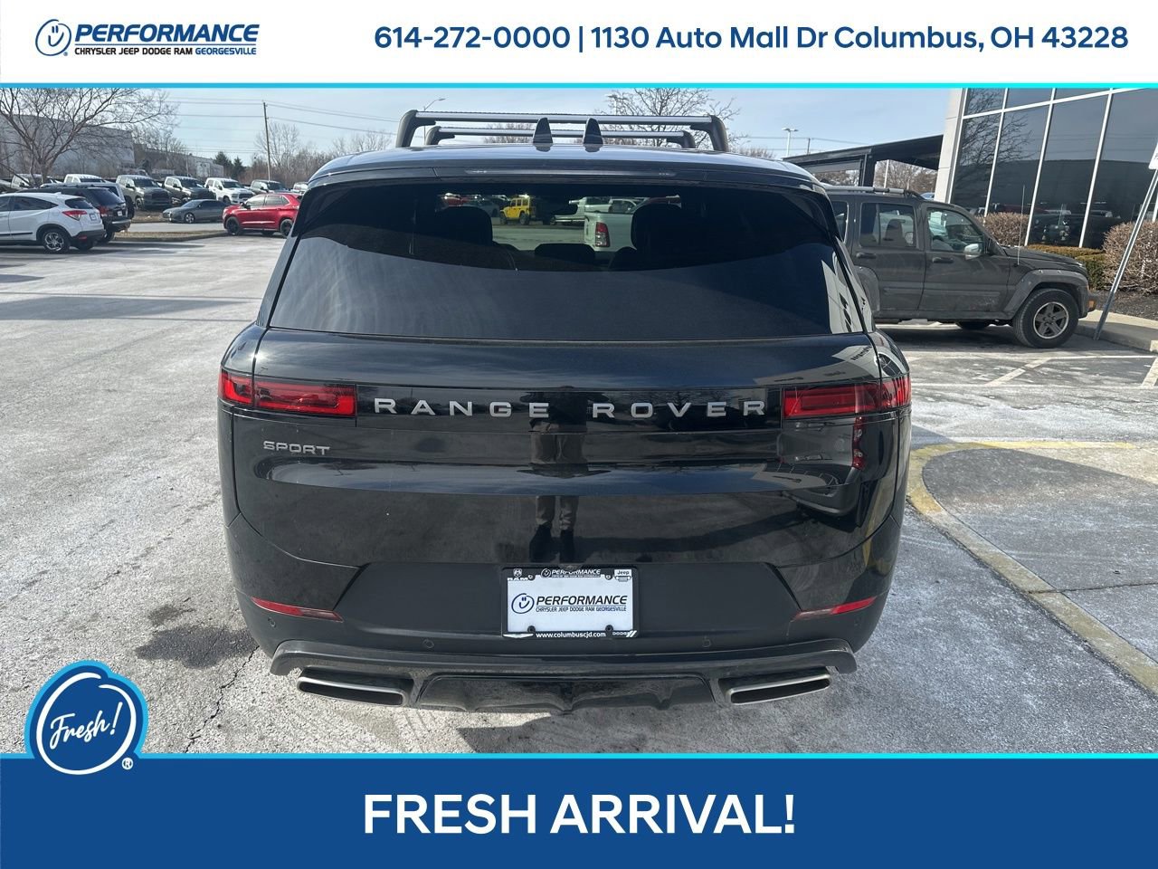 Used 2025 Land Rover Range Rover Sport SE image 5
