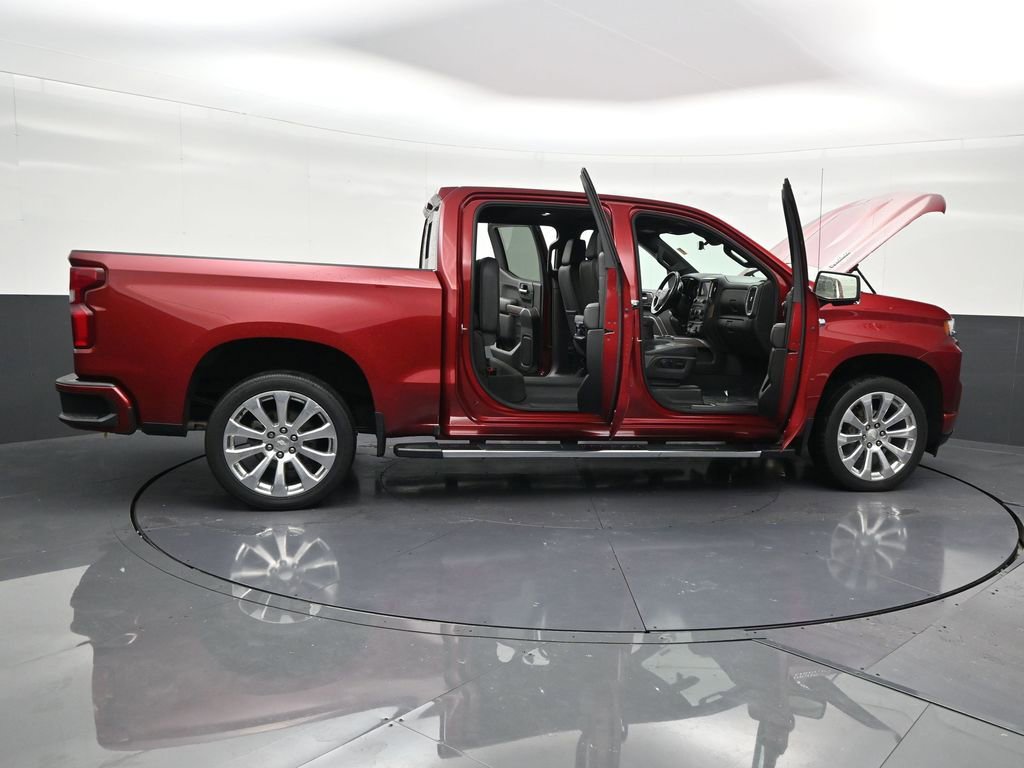 Used 2020 Chevrolet Silverado 1500 High Country w/ Technology Package image 32