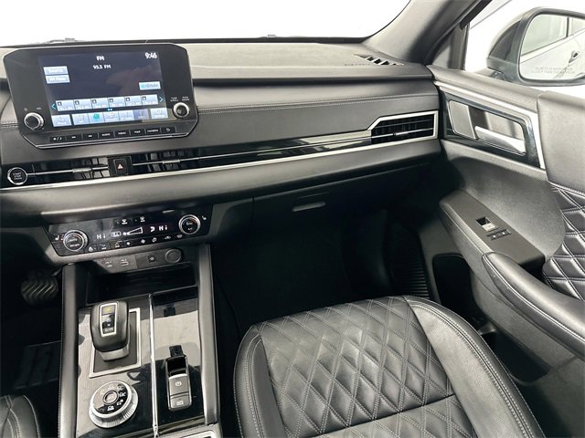 Used 2023 Mitsubishi Outlander SEL Black Edition image 27