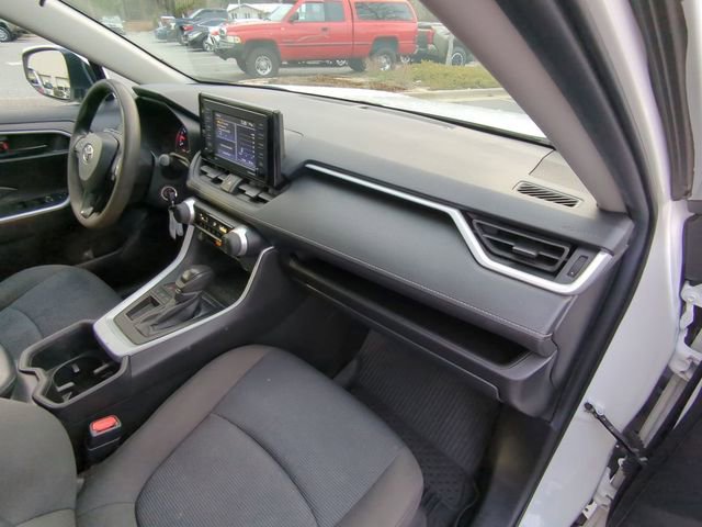 Used 2022 Toyota RAV4 LE image 45