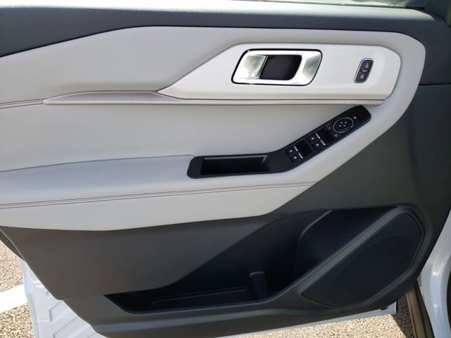 New 2026 Ford Explorer Active w/ Active Comfort Package image 18