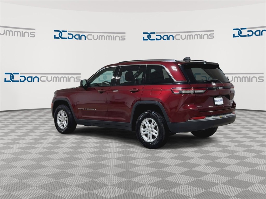 Used 2023 Jeep Grand Cherokee Laredo image 6