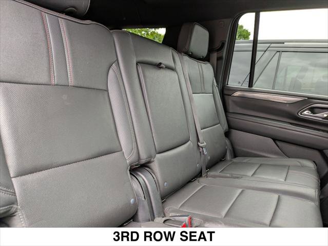 Used 2023 Chevrolet Suburban RST w/ Luxury Package image 27